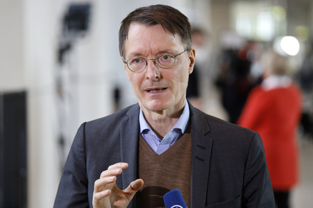 217. Sitzung des Deutschen Bundestages in Berlin