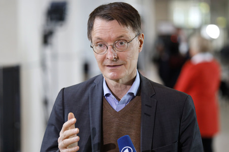 217. Sitzung des Deutschen Bundestages in Berlin