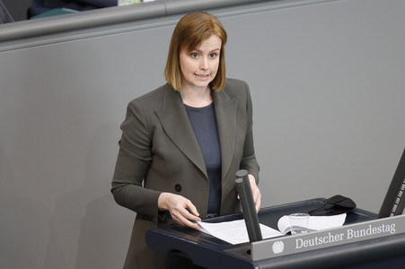 217. Sitzung des Deutschen Bundestages in Berlin