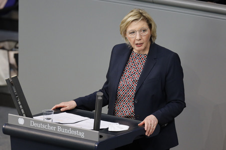 217. Sitzung des Deutschen Bundestages in Berlin