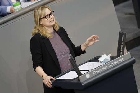 217. Sitzung des Deutschen Bundestages in Berlin