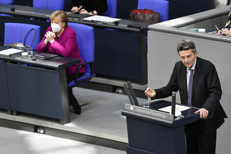 218. Sitzung des Deutschen Bundestages in Berlin