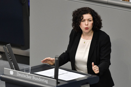 218. Sitzung des Deutschen Bundestages in Berlin