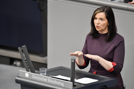 218. Sitzung des Deutschen Bundestages in Berlin