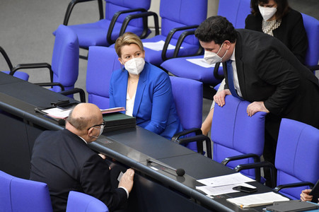 218. Sitzung des Deutschen Bundestages in Berlin