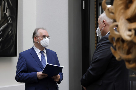 Übergabe des Tätigkeitsberichts zum Datenschutz in Berlin