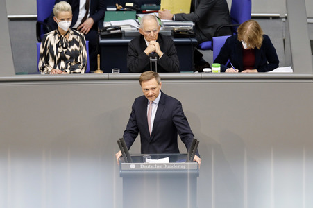 218. Sitzung des Deutschen Bundestages in Berlin