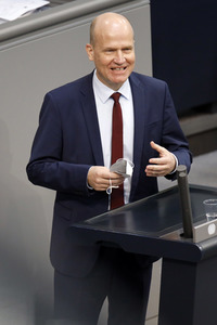 218. Sitzung des Deutschen Bundestages in Berlin