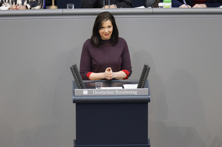 218. Sitzung des Deutschen Bundestages in Berlin