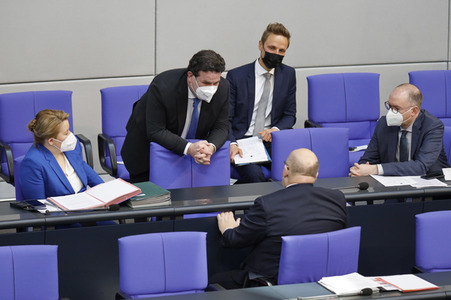 218. Sitzung des Deutschen Bundestages in Berlin