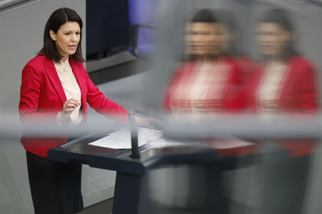 218. Sitzung des Deutschen Bundestages in Berlin