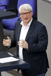 218. Sitzung des Deutschen Bundestages in Berlin