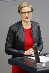 218. Sitzung des Deutschen Bundestages in Berlin