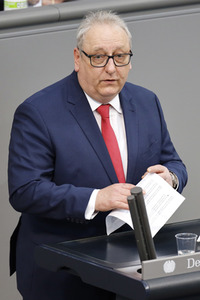 218. Sitzung des Deutschen Bundestages in Berlin