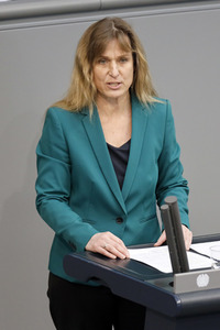 218. Sitzung des Deutschen Bundestages in Berlin