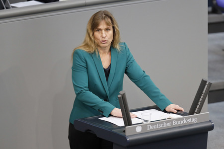 218. Sitzung des Deutschen Bundestages in Berlin