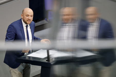 218. Sitzung des Deutschen Bundestages in Berlin