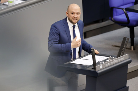 218. Sitzung des Deutschen Bundestages in Berlin