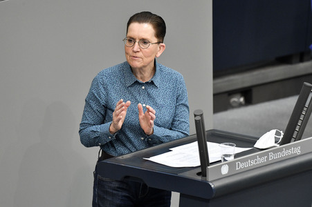 219. Sitzung des Deutschen Bundestages in Berlin