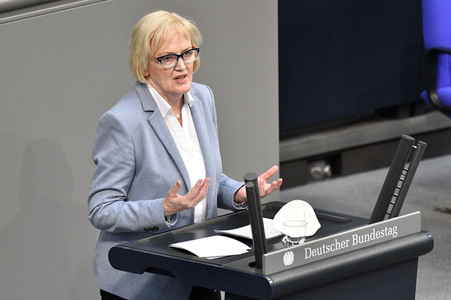 219. Sitzung des Deutschen Bundestages in Berlin