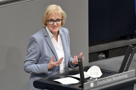 219. Sitzung des Deutschen Bundestages in Berlin