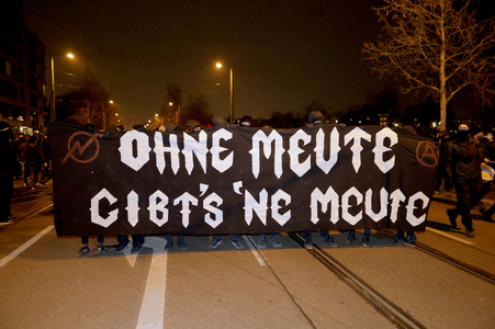 Protestaktion 'Chaos für die Meute! Tag X Demo!' in Berlin