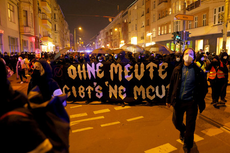 Protestaktion 'Chaos für die Meute! Tag X Demo!' in Berlin