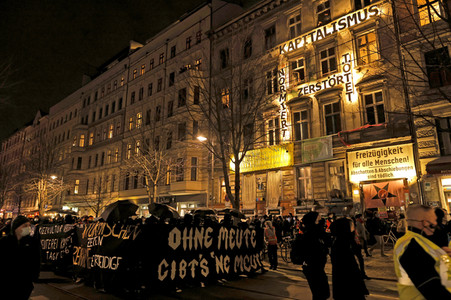 Protestaktion 'Chaos für die Meute! Tag X Demo!' in Berlin