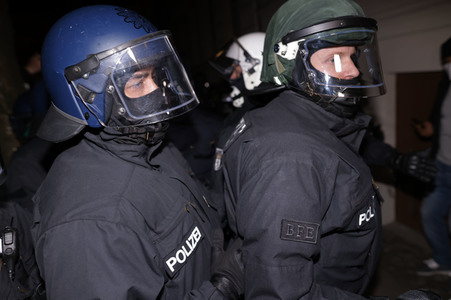 Protestaktion 'Chaos für die Meute! Tag X Demo!' in Berlin