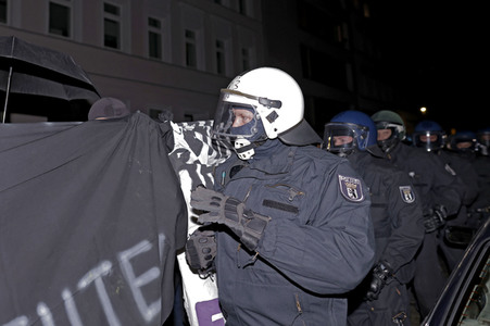 Protestaktion 'Chaos für die Meute! Tag X Demo!' in Berlin