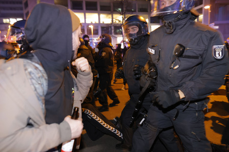 Protestaktion 'Chaos für die Meute! Tag X Demo!' in Berlin