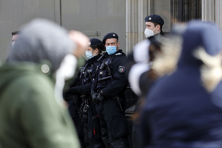 Demo gegen Corona-Maßnahmen in Köln