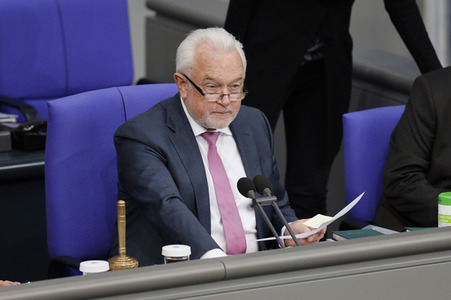 219. Sitzung des Deutschen Bundestages in Berlin