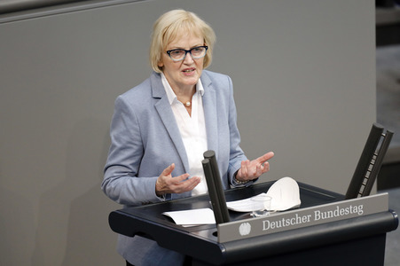 219. Sitzung des Deutschen Bundestages in Berlin