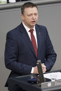 219. Sitzung des Deutschen Bundestages in Berlin