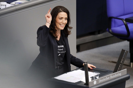 219. Sitzung des Deutschen Bundestages in Berlin