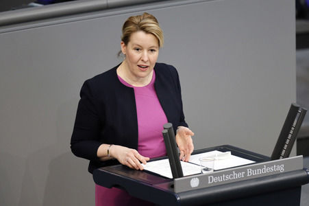 219. Sitzung des Deutschen Bundestages in Berlin