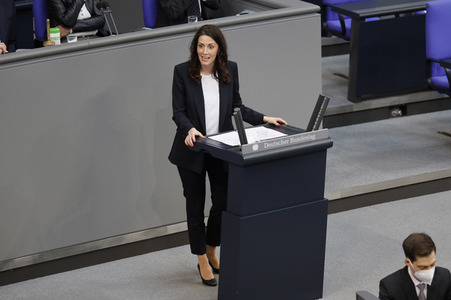 219. Sitzung des Deutschen Bundestages in Berlin