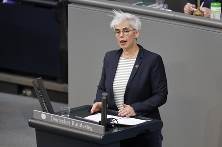 219. Sitzung des Deutschen Bundestages in Berlin