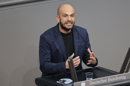 219. Sitzung des Deutschen Bundestages in Berlin