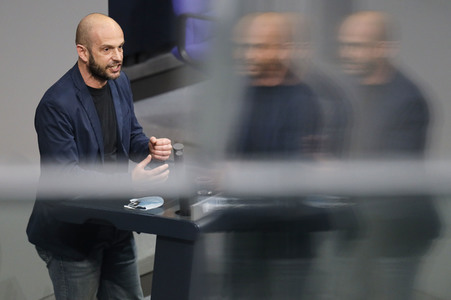 219. Sitzung des Deutschen Bundestages in Berlin