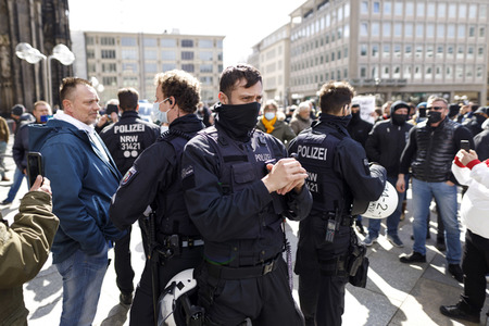 Demo gegen Corona-Maßnahmen in Köln