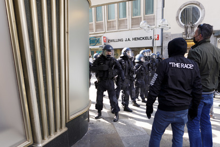 Demo gegen Corona-Maßnahmen in Köln