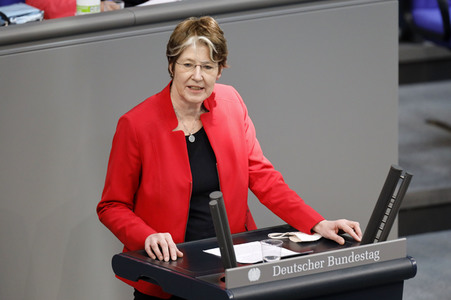 218. Sitzung des Deutschen Bundestages in Berlin