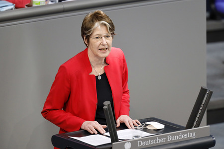 218. Sitzung des Deutschen Bundestages in Berlin