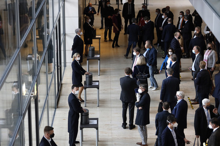 219. Sitzung des Deutschen Bundestages in Berlin