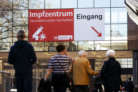 Symbolfoto Impfzentrum Köln