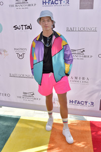 Cassie Scerbo's Spendenaktion in Malibu