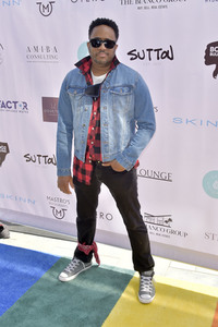 Cassie Scerbo's Spendenaktion in Malibu