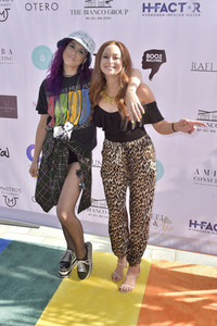 Cassie Scerbo's Spendenaktion in Malibu